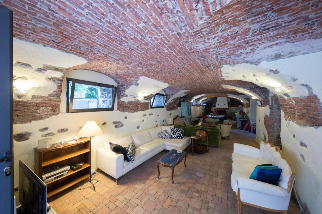 Villa Cardano Maccagno Close To Every Destination Exterior photo